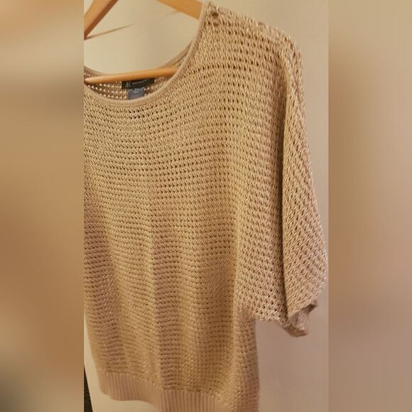 INC International Concepts *NWOT* GOLD Sweater Size Medium * Stunning! - Picture 13 of 14